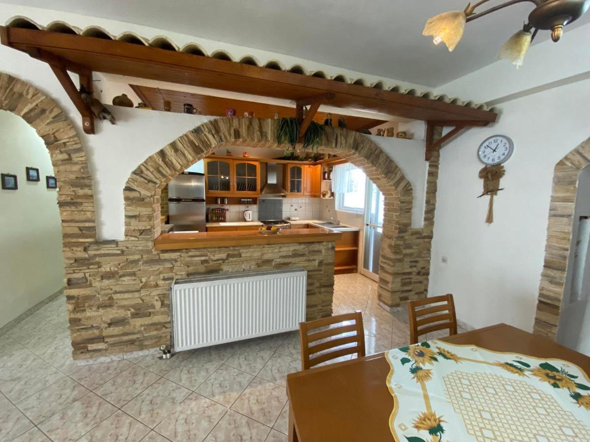 Villa Theo Marathiás Extérieur photo